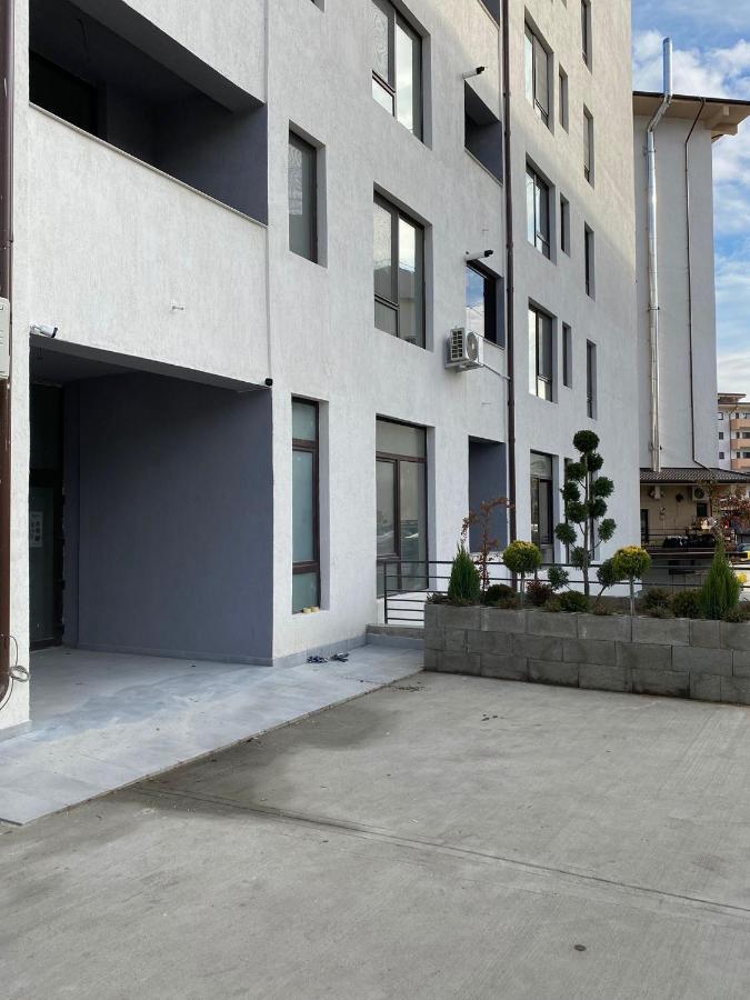 Apartament Lucian Lejlighed Râmnicu Vâlcea Eksteriør billede